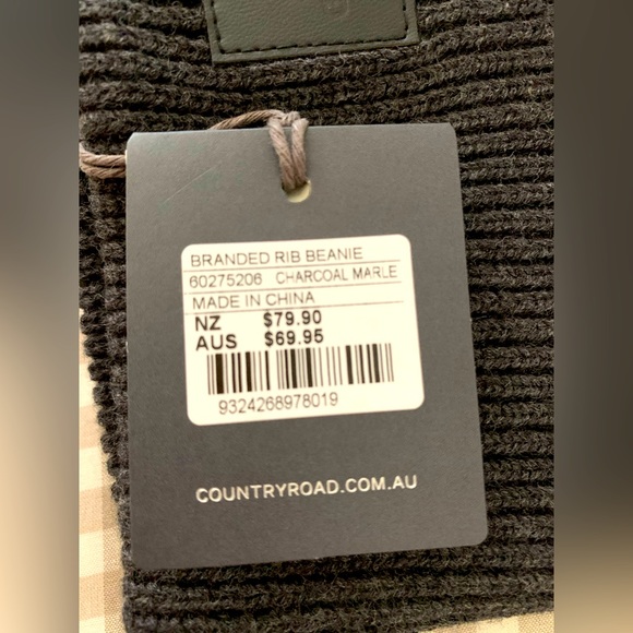 Country Road Grey Rib Beanie - Picture 3 of 4